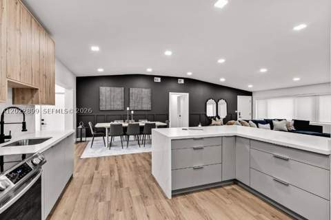 17621 NE 7th Ave, Miami FL - photo 19 of 55