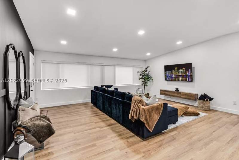 3 bedroom SingleFamilyResidence at 17621 NE 7th Ave, Highland Manor Sec 3, Miami — photo 3