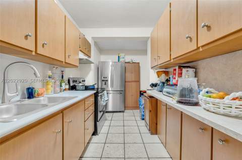 1122 NW 38th St, Miami FL - photo 9 of 23