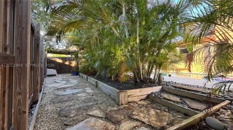157 NE 25th Ave, Homestead FL - photo 22 of 23