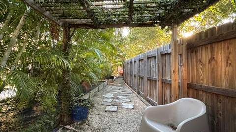 157 NE 25th Ave, Homestead FL - photo 23 of 23