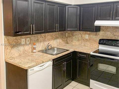 15355 SW 76th Ter 106, Miami FL - photo 13 of 36
