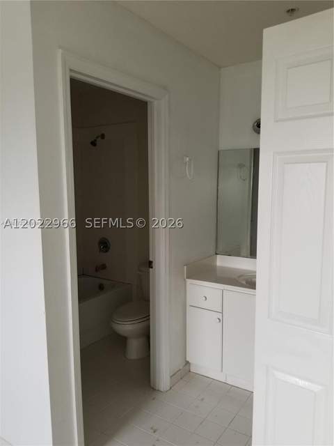 22921 SW 88th Pl 304, Cutler Bay FL - photo 13 of 16