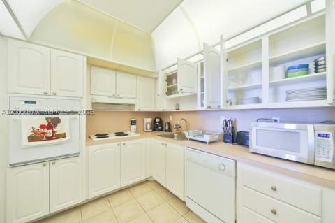 19370 Collins Ave 622, Sunny Isles Beach FL - photo 15 of 22