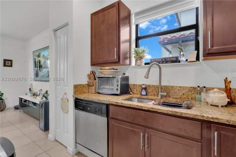 2484 SE 1st St, Homestead FL - photo 11 of 30