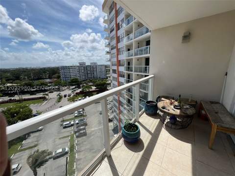 1301 NE Miami Gardens Dr 1013W, Miami FL - photo 22 of 27