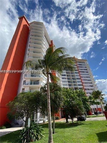 1301 NE Miami Gardens Dr 1013W, Miami FL - photo 24 of 27