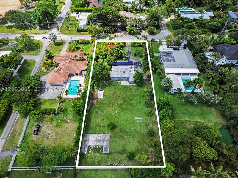 3 bedroom SingleFamilyResidence at 8331 SW 100th St, ContinentalnPark, Miami — photo 3