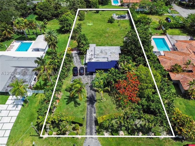 3 bedroom SingleFamilyResidence at 8331 SW 100th St, ContinentalnPark, Miami — photo 4