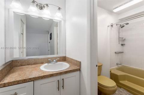 1900 W 54th St 220, Hialeah FL - photo 11 of 19