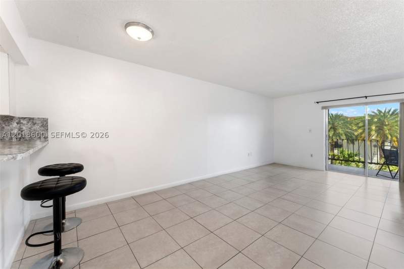 2 bedroom Condominium at 1900 W 54th St 220, Westland Eden Condo II, Hialeah — photo 4