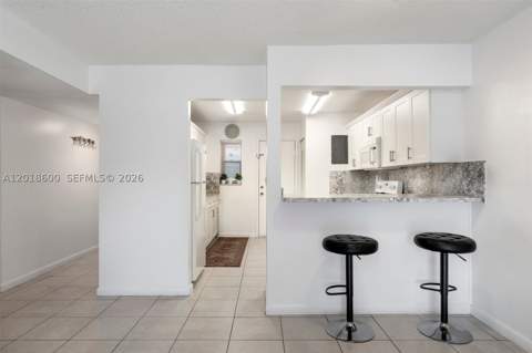 1900 W 54th St 220, Hialeah FL - photo 6 of 19