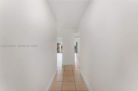 1950 W 54th St 412, Hialeah FL - photo 11 of 15