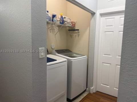 16564 SW 43rd St, Unincorporated Dade FL - photo 16 of 23