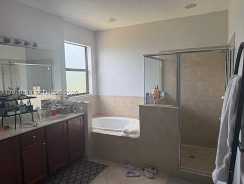 16564 SW 43rd St, Unincorporated Dade FL - photo 8 of 23