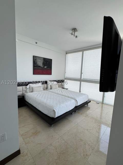 450 Alton Rd 3505, Miami Beach FL - photo 13 of 40