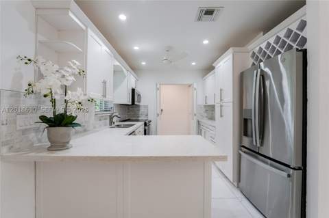 7220 SW 69th Ct, Miami FL - photo 18 of 34
