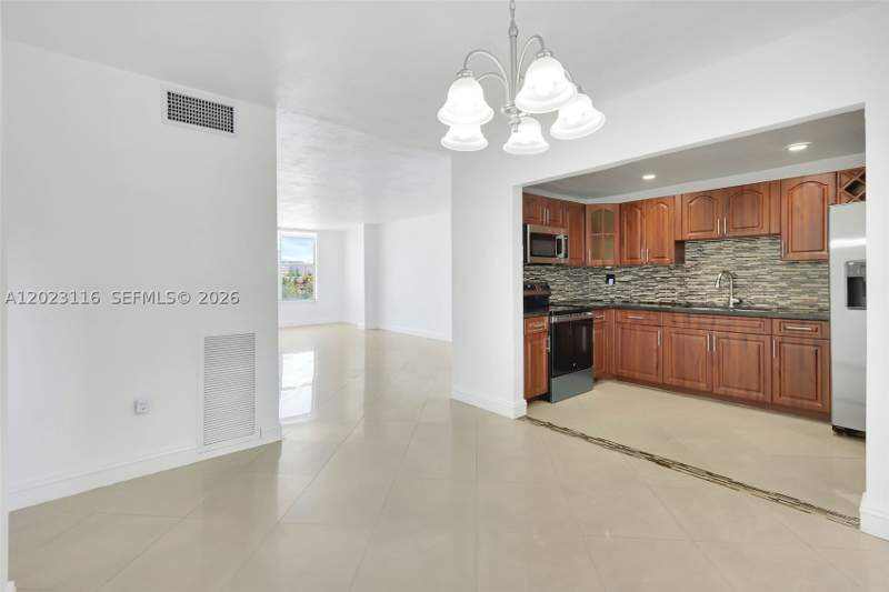 2 bedroom Condominium at 1475 NE 125th Ter 408H, 1475 Terra Towers Condo, North Miami — photo 2