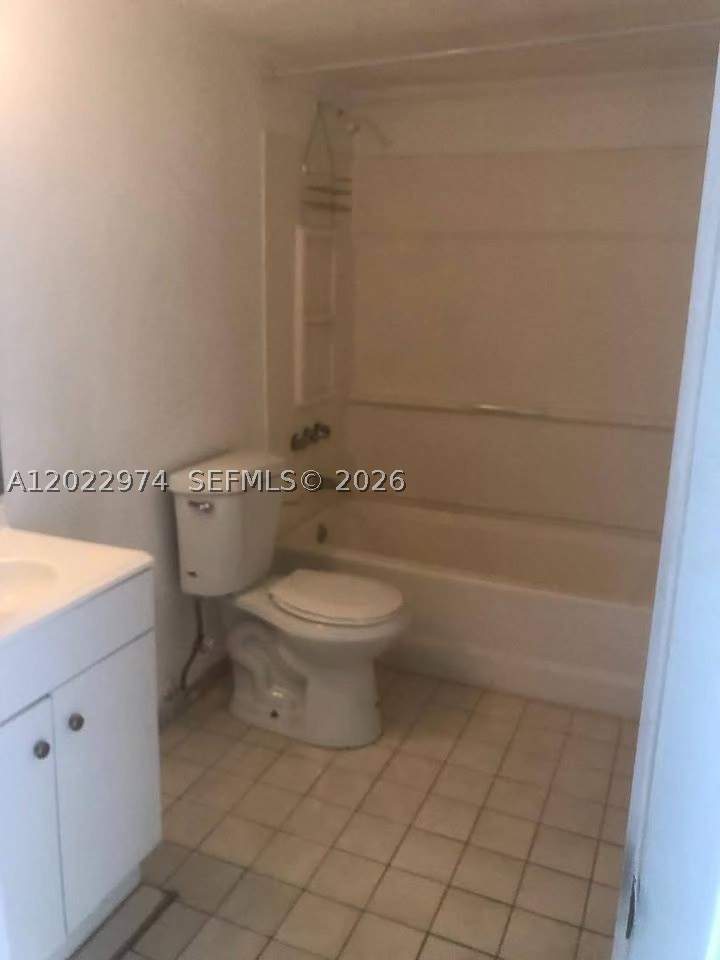 2 bedroom Condominium at 6155 NW 186th St 209, Mirassou Condo, Hialeah — photo 5