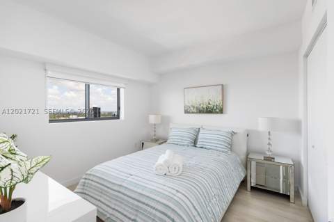 460 NE 28th St 3105, Miami FL - photo 19 of 35