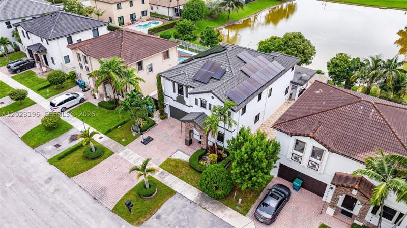 5 bedroom SingleFamilyResidence at 16125 SW 65th Ln, Jarguti Subdivision, Miami — photo 5