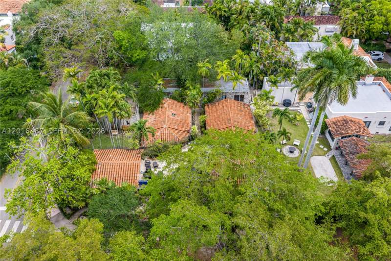 5 bedroom Villa at 1301 Milan Ave 3, Coral Gables Riviera Sec, Coral Gables — photo 5
