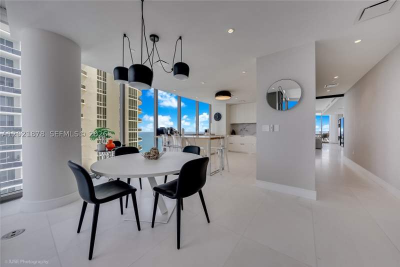 3 bedroom Condominium at 15701 Collins ave 3001, 15701 Collins Condo, Sunny Isles Beach — photo 4