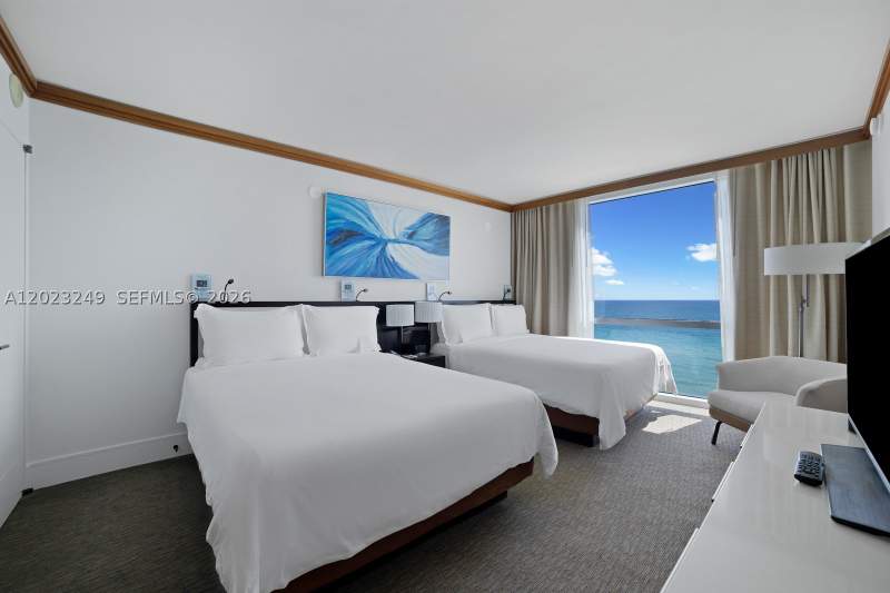 2 bedroom Condominium at 6801 Collins Ave 705 (Door 722), Central Carillon Beach Co, Miami Beach — photo 5