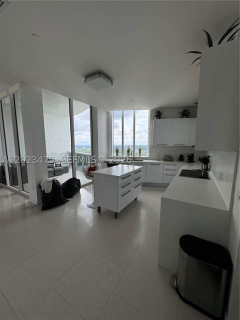 16001 Collins Ave 4006, Sunny Isles Beach FL - photo 16 of 36