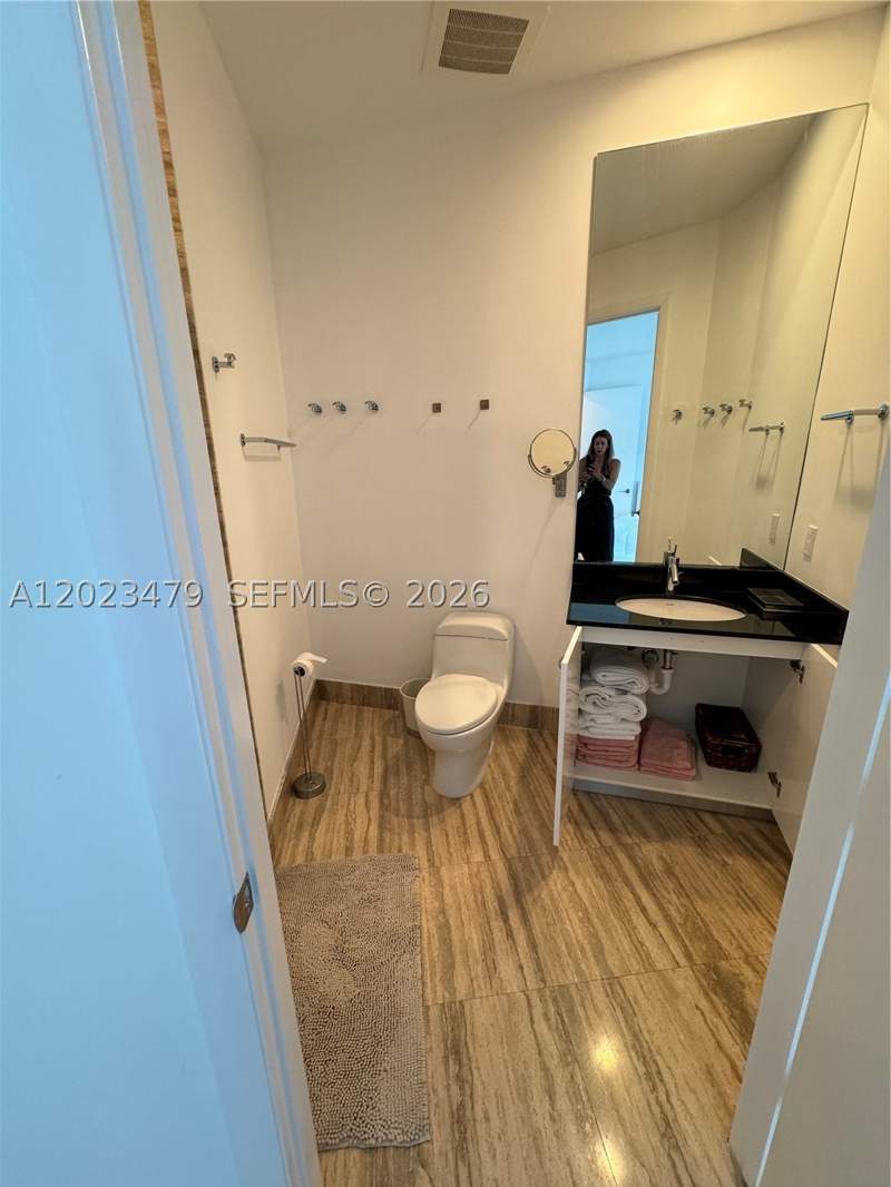 3 bedroom Condominium at 16001 Collins Ave 4006, Tdr Tower I Condo, Sunny Isles Beach — photo 2
