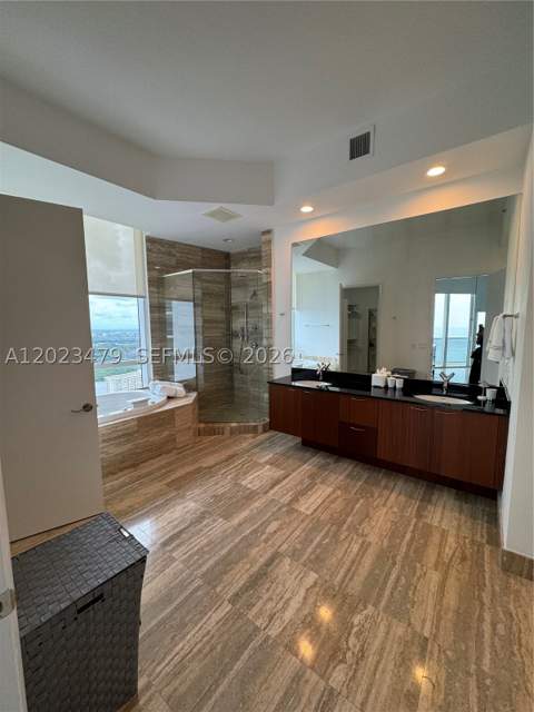 16001 Collins Ave 4006, Sunny Isles Beach FL - photo 24 of 36