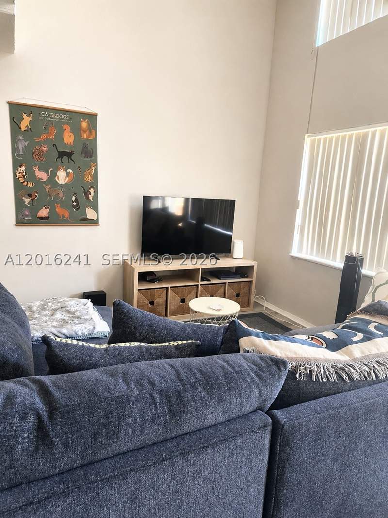 1 bedroom Condominium at 18051 NW 68th Ave K201, Venetian Gardens At Count, Hialeah — photo 4