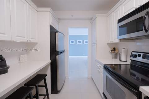 5601 Collins Ave 1420, Miami Beach FL - photo 10 of 25