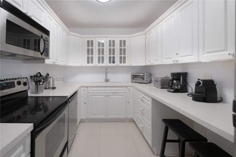 5601 Collins Ave 1420, Miami Beach FL - photo 11 of 25