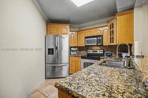 10233 NW 9th St Cir 214-1, Miami FL - photo 8 of 19