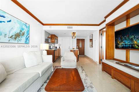6801 Collins Ave 611 (Door 610), Miami Beach FL - photo 11 of 23