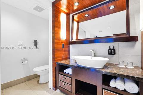 6801 Collins Ave 611 (Door 610), Miami Beach FL - photo 19 of 23