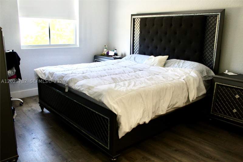4 bedroom Townhouse at 1463 SE 24th Ter, Keys Garden, Homestead — photo 4
