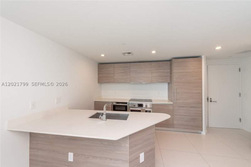 2 bedroom Condominium at 1300 S Miami Ave 4709, 1300 S Miami Avenue Condo, Miami — photo 3
