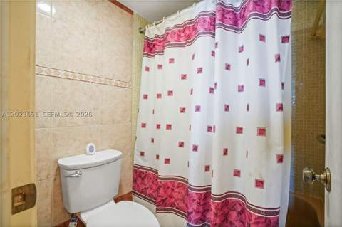 1351 NE Miami Gardens Dr 1006E, Miami FL - photo 12 of 35