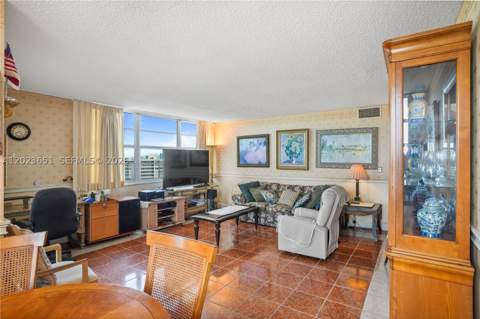 1351 NE Miami Gardens Dr 1006E, Miami FL - photo 16 of 35