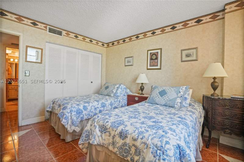 2 bedroom Condominium at 1351 NE Miami Gardens Dr 1006E, BUCKLEY TOWERS CONDO - EA, Miami — photo 5