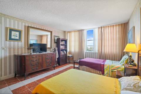 1351 NE Miami Gardens Dr 1006E, Miami FL - photo 8 of 35