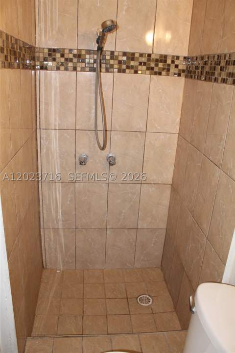 13875 NE 16th Ct, North Miami FL - photo 23 of 42
