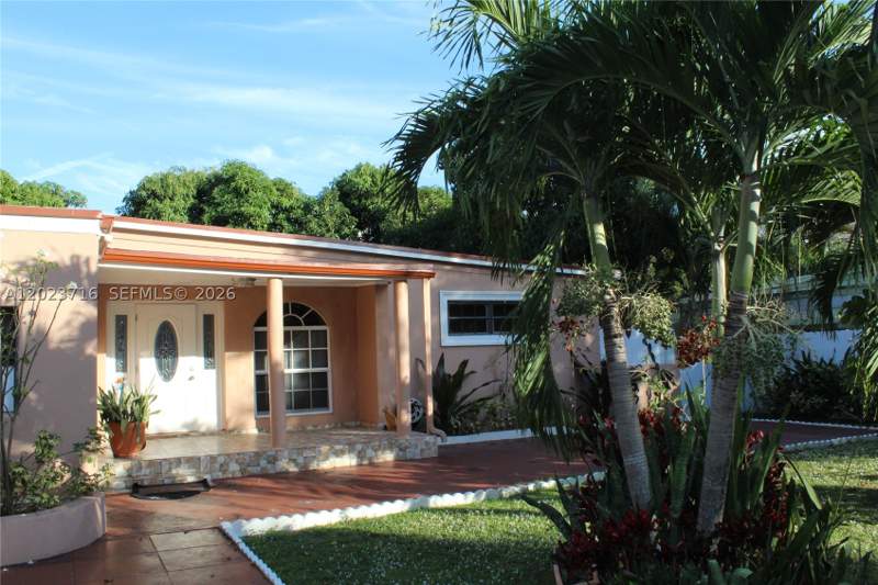 4 bedroom SingleFamilyResidence at 13875 NE 16th Ct, Archwood-Amd Plat, North Miami — photo 4