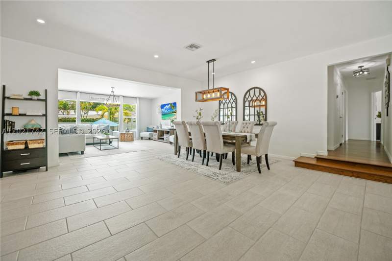 4 bedroom SingleFamilyResidence at 1183 Robin Ave, Pelham Estates, Miami Springs — photo 5