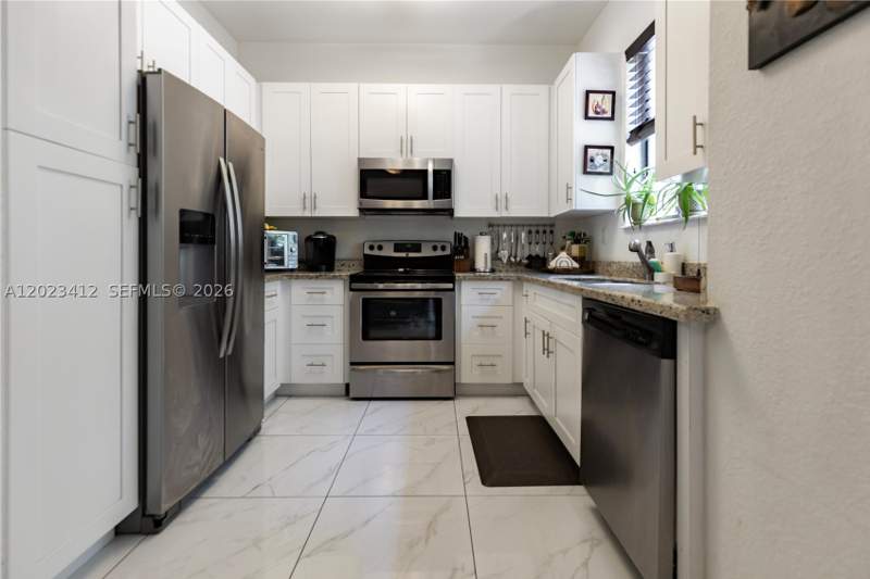 3 bedroom Townhouse at 12704 SW 131st Ter, Hidden Lake Townhomes, Miami — photo 4