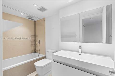 1541 Brickell Ave C1607, Miami FL - photo 22 of 54