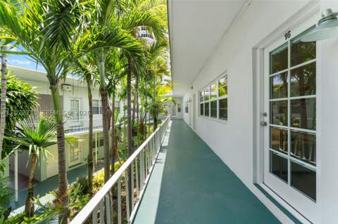1925 Washington Ave 16, Miami Beach FL - photo 24 of 33