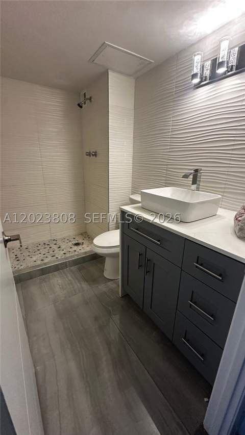 18041 Biscayne Blvd 702, Aventura FL - photo 12 of 14